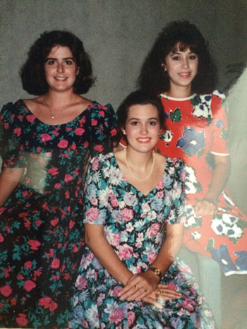 Featured image of post Laura Ashley Dresses From The 1980S / If you&#039;re an ingalls girl, waiting for pa to return safely home from the woods to your little house on the prairie.