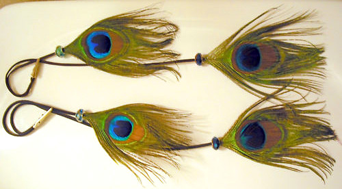 Peacock feather roach clips (photo credit: featherboutiquestore)