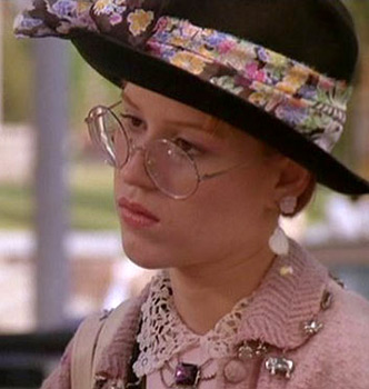 Pretty in Pink's Andie 80s Costume Idea