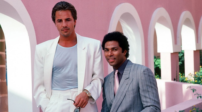 Sonny Crockett (Don Johnson) and Rico Tubbs (Philip Michael Thomas)