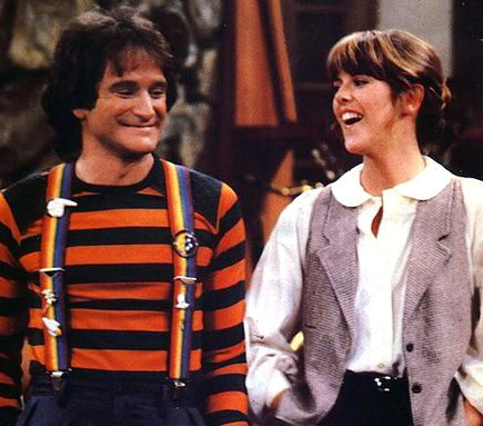 Mork wearing his rainbow suspenders