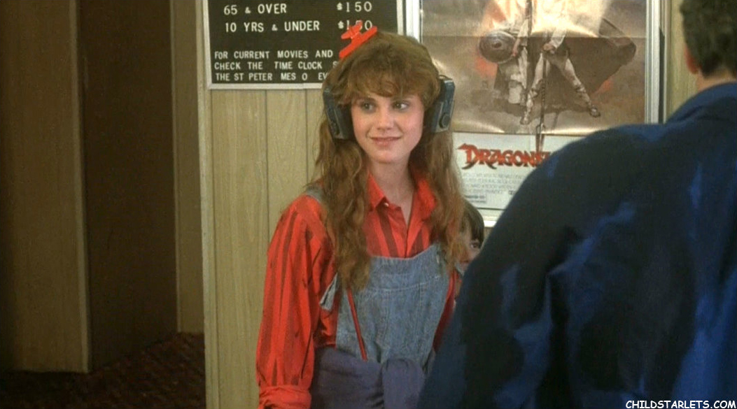 Kerri Green in Summer Rental