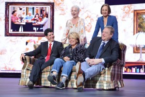 gallery-1495018917-cast-of-roseanne-reunion