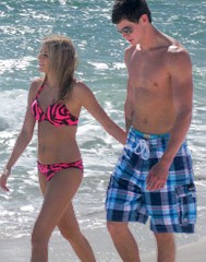2011 Spring Break – 80s Beach Fashions